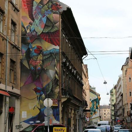 Rockstar Suite In Ruin Quarter Budapest Eksteriør bilde