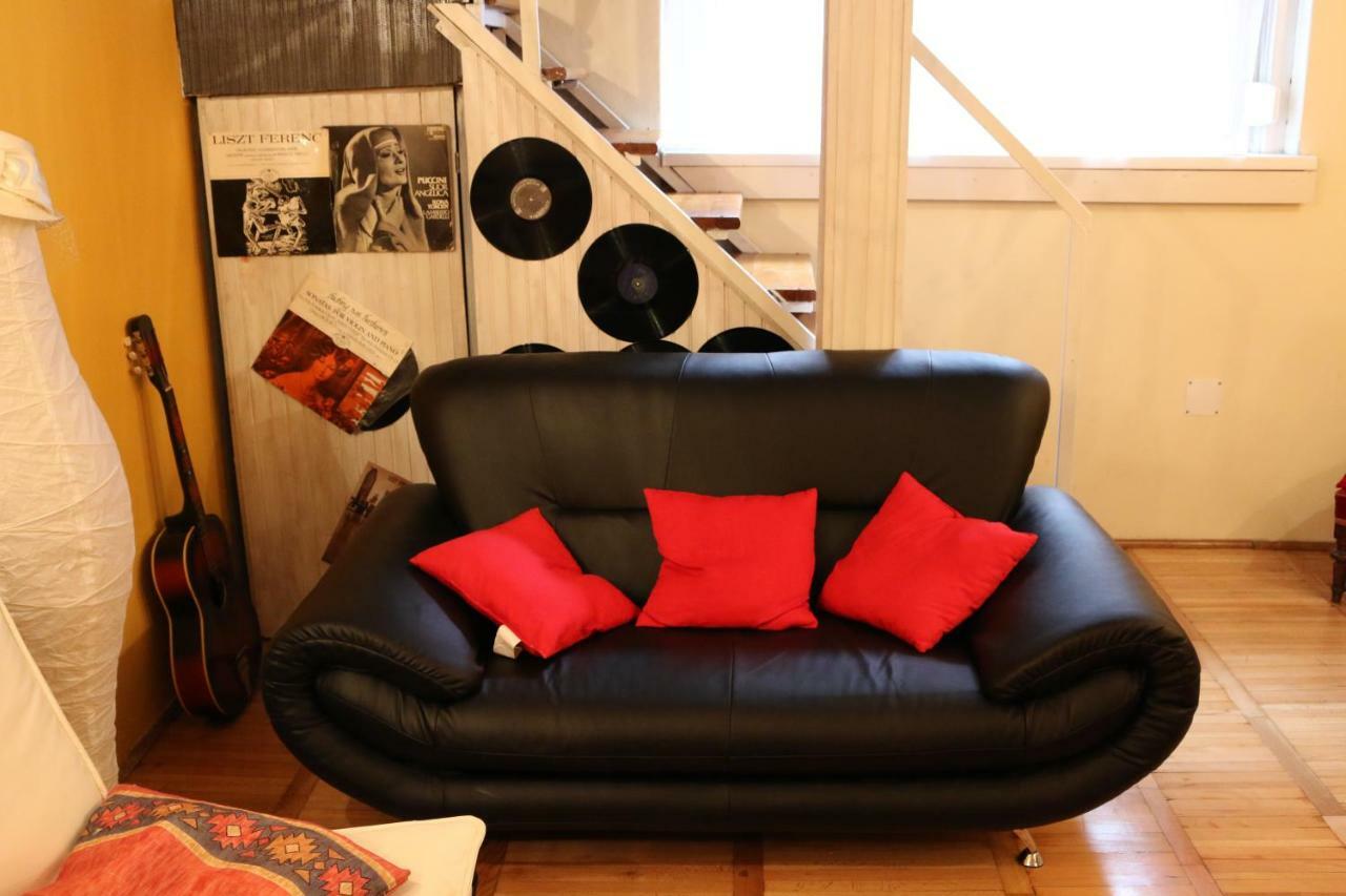 Rockstar Suite In Ruin Quarter Budapest Eksteriør bilde